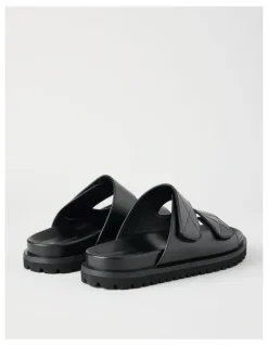 There After Barrett Chunky Slides in Black