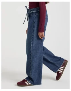 Tilii High Rise Pleated Wide Leg Jeans in Dark Blue Denim
