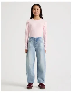 Tilii Mid Rise Barrel Jean in Mid Denim