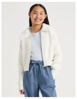 Tilii Zip Thru Cardigan with Fur Collar in White
