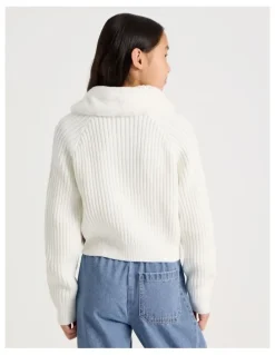 Tilii Zip Thru Cardigan with Fur Collar in White