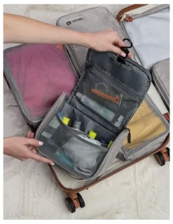 Travelon Hanging Toiletry Case in Black