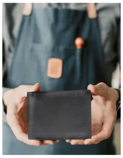 Travelon RFID Blocking Billfold Leather Wallet in Black