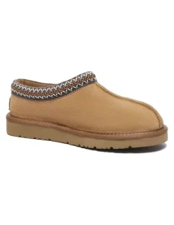 UGG Australian Shepherd Hippie Slipper in Chestnut