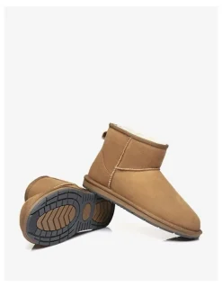 UGG Australian Shepherd Mini Classic Suede in Chestnut
