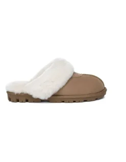 UGG Australian Shepherd Scuff Waffle Slipper in Chestnut