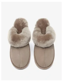 UGG Australian Shepherd Special Muffin Slipper in Brown