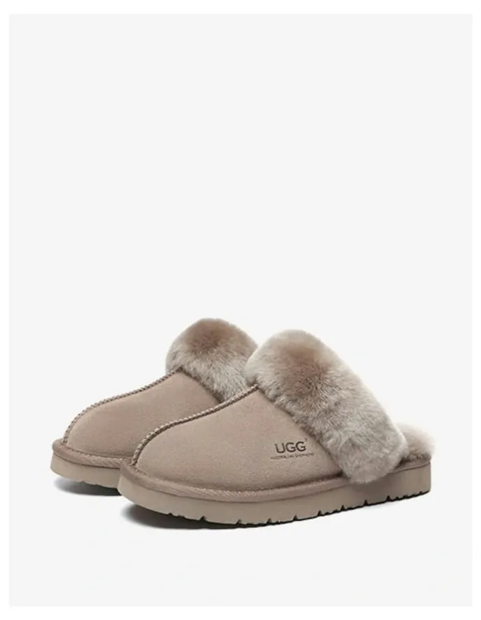 UGG Australian Shepherd Special Muffin Slipper in Brown
