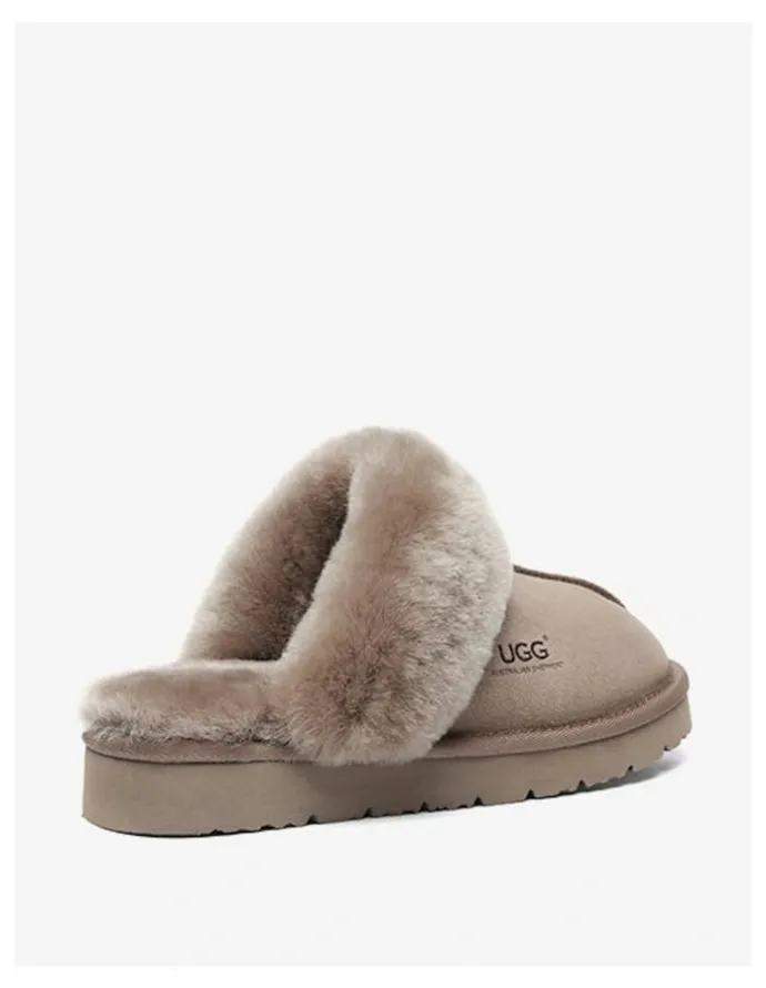 UGG Australian Shepherd Special Muffin Slipper in Brown