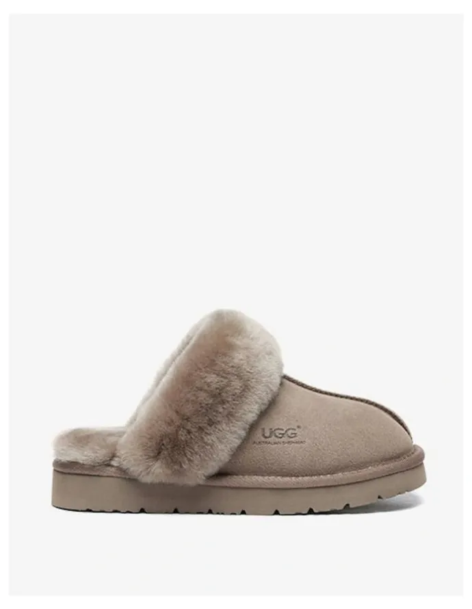 UGG Australian Shepherd Special Muffin Slipper in Brown