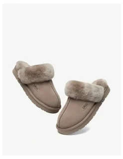UGG Australian Shepherd Special Muffin Slipper in Brown