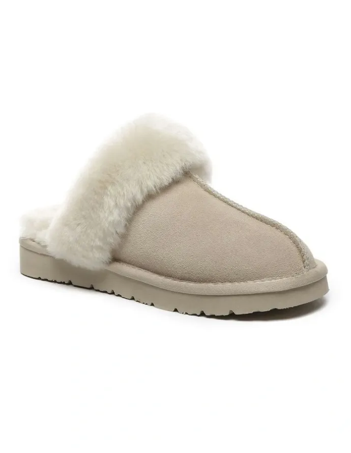 UGG Australian Shepherd Special Muffin Slipper in Sand