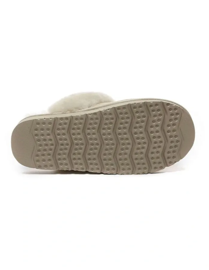 UGG Australian Shepherd Special Muffin Slipper in Sand