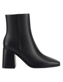 Verali Lilo Ankle Boots in Black