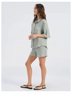Vero Moda Ricki High Waisted Tie Shorts in Khaki