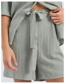 Vero Moda Ricki High Waisted Tie Shorts in Khaki