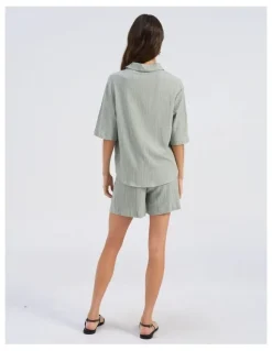 Vero Moda Ricki High Waisted Tie Shorts in Khaki