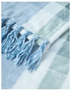 Vue Chenille Blanket in Blue Check