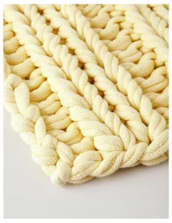 Vue Chunky Knit Throw in Butter