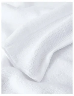 Vue Clara Quick Dry Bath Towel in White