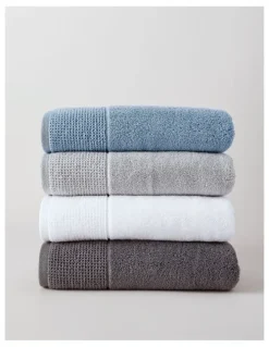 Vue Clara Quick Dry Bath Towel in White