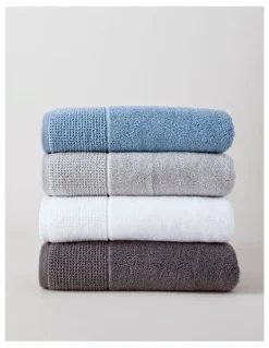 Vue Clara Quick Dry Bath Towel in Charcoal