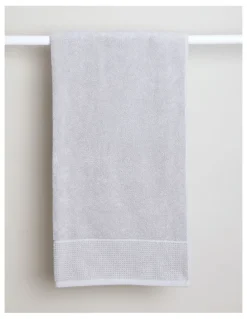 Vue Clara Quick Dry Bath Towel in Silver