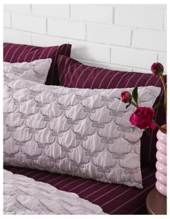 Vue Fran Quilted Bow Quilt Cover Set in Lilac