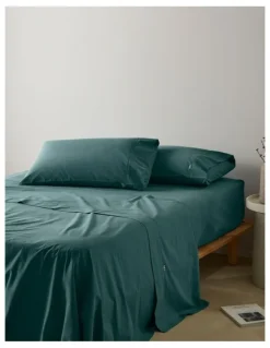 Vue Stonewashed Cotton Fitted Sheet in Dusky Green