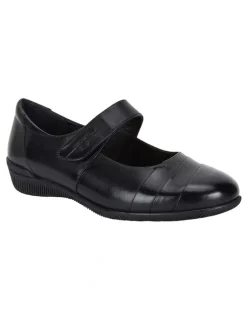 Wide Steps Winston Black Glove Flat Shoes