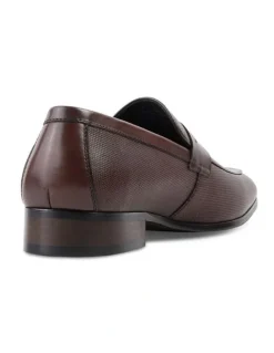 yd. Beau Textured Leather Loafer in Chestnut