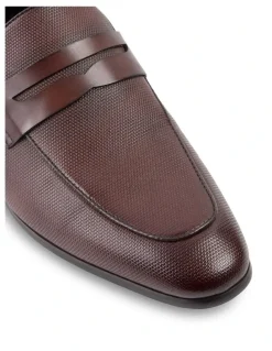 yd. Beau Textured Leather Loafer in Chestnut