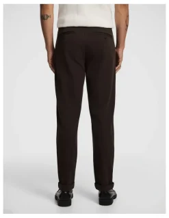 yd. Energy Regular Chino in Chocolate