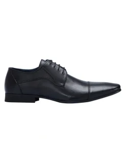 yd. Garbo Dress Shoes in Black