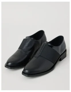 Zazou Aaron Flat Shoes in Black